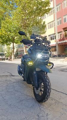 Skuter TANK sotiladi