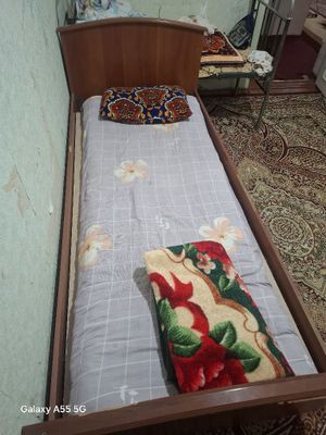 3 kravat sotiladi holati yaxshi