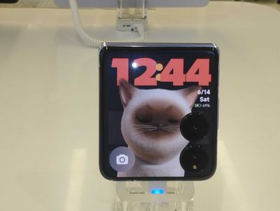 Xiaomi MIX Flip 12/512GB (875,000 so'm/oyiga)