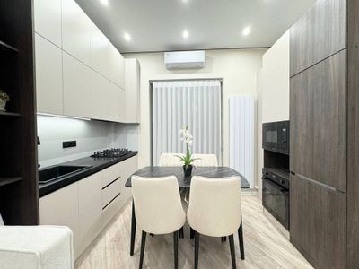 Сдаётсч Квартира 2х комнатная в ЖК Мирабад Сити