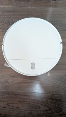Умный пылесос Xiaomi Mi Robot Vacuum-Mop Essential