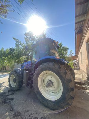 New holland T6070