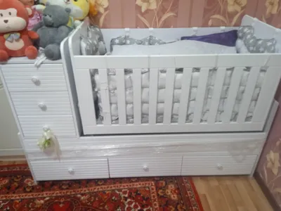 Bolalar uchun kravat i yoni shakfchasi bilan