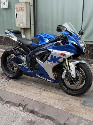 Suzuki GSX-R 750