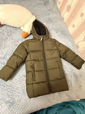 Зимняя куртка на мальчика 4-5лет