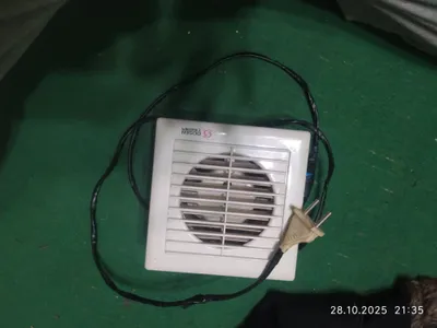 Продам вытяжку для кухни.