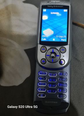Sony ericsson S700i