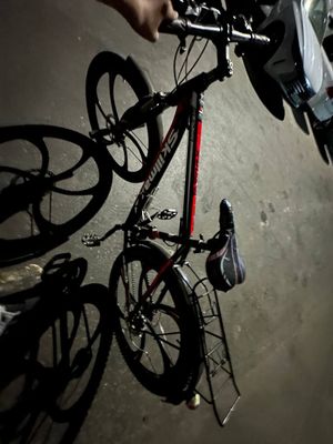 Velosiped skilmax sotiladi