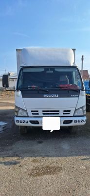 ISUZU avtomobil sotiladi