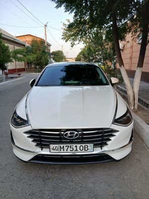 Hyundai Sonata Full pozitsiya