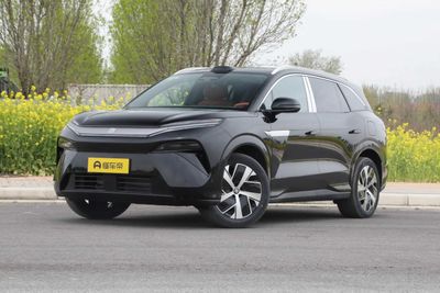 BYD Tang L EV 4WD 2025