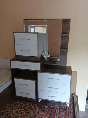 продаётся спальный гарнитур новая