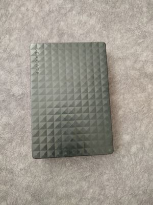 Внешний хард Seagate 5 TB