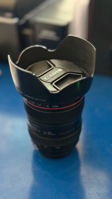 Canon 24-105 f/4L obketiv