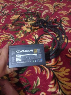 Blok pitaniya 600w 80 plus bronze