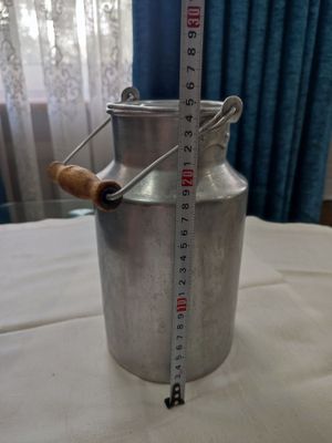 Продам алюминиевый бидон, состояние хорошее, двух литровый, советс.вр
