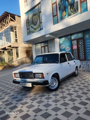 Lada vaz 2107 semyorka