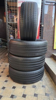 235/55/R19 Michelin primacy⁴