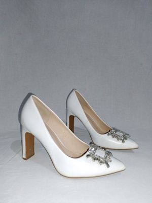 VOGUE SHOES