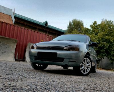 Lada Kalina Sotiladi