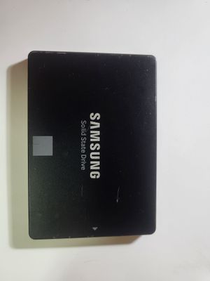 Продаётся SSD диск на 250 Гб относительно новый