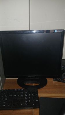 Kompyuter monitor