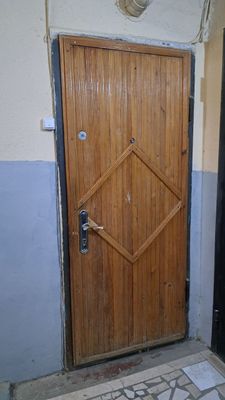Входная металлическая дверь