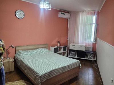 Сдается в аренду 2-х кв 63 м2 в центре Ташкента.