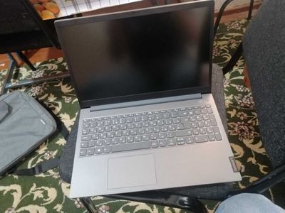 Lenovo thinkbook Corei7/16gb/256gb/1tb