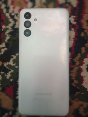Samsung A04 ekran qoʻydirish kere