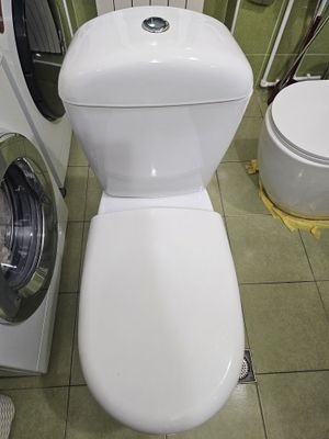 Срочно продам унитаз керамин целый чистый как новый В идеальном состоя