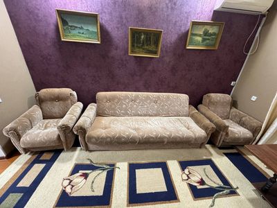 Продается диван с креслами