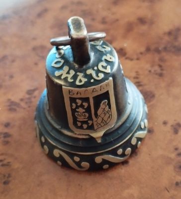 Колокольчик не очень большой