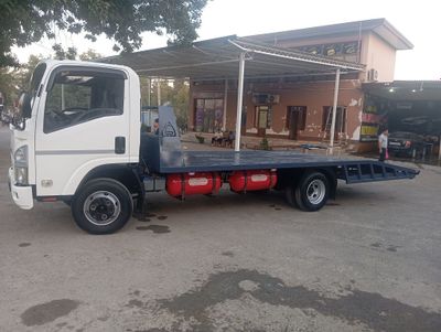 Isuzu evakvator sotiladi