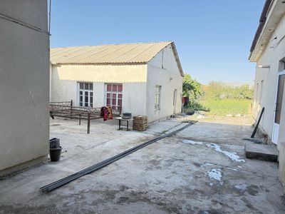 геофизикада 8 сотихлик участок сотилади