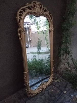 Продается зеркало в классическом стиле