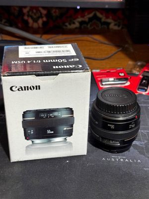 Canon EF 50 mm 1.4 sotiladi yangiday