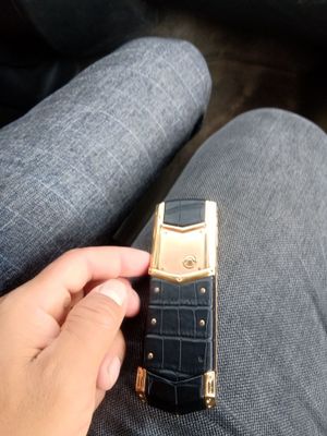 Vertu. .