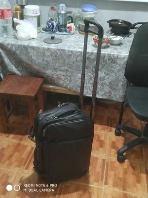 чемодан из натуральной кожи б\у