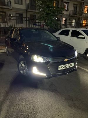 Продам Onix 3 lt mt