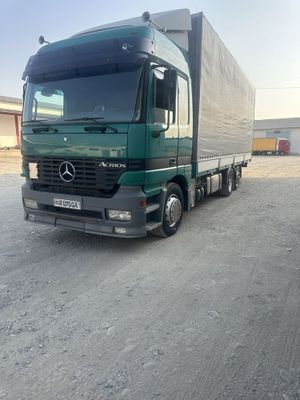 Mers Actros паравоз срочна сотилади.