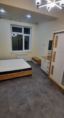 Сдаётся 3 комнатная квартира Кадышева !