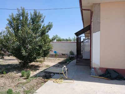 Обмен или Продажа 2 дома У́ртасарой на 1 дом в Чиланзаре.