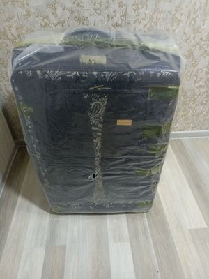 Чемодан сотилади холати йахши