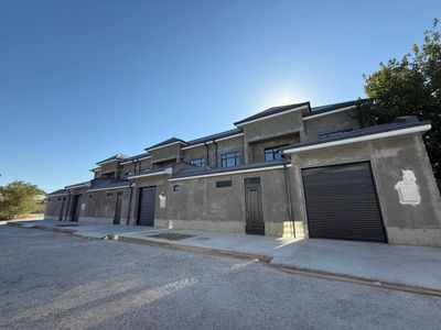 buxoroda TAYYOR 3 TA kottedjlar sotiladi