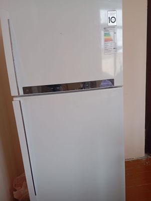 Холодильник LG 410 l