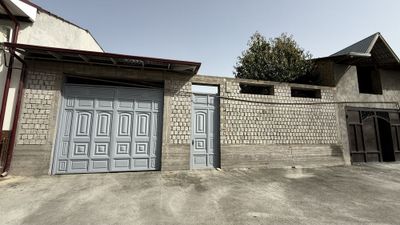 Yer sotiladi Xoji ota mahallasi Uch Qahramondan 7 Km