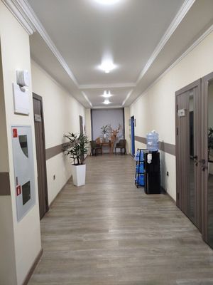 Чиланзар Катартал оптовый базар Офис 20м² 2этаж 1кабинет в доль дороги