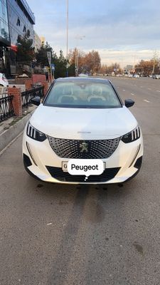 Французский Peugeot 2008 сотилади