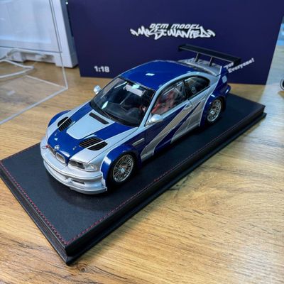 Bmw m3 e46 Gtr 1:18 колекционная моделька